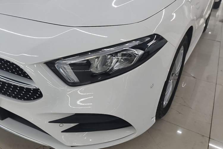Used Mercedes-Benz A-Class 2022 Restyled A 200 L Sport Sedan Fashion Version Left Front Headlight