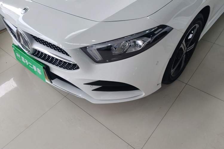 Used Mercedes-Benz A-Class 2022 Revised Version A 200 L Sport Sedan Fashionable Style Left Front Headlight