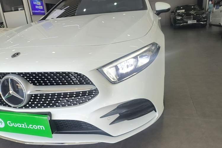 Used Mercedes-Benz A-Class 2022 Revised Version A 200 L Sport Sedan Fashionable Style Left Front Headlight
