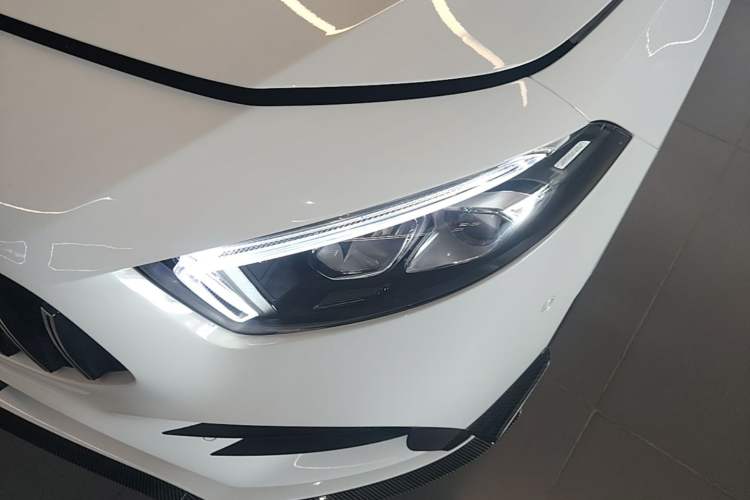Used Mercedes-Benz A-Class 2022 Revised Version A 200 L Sport Sedan Fashionable Style Left Front Headlight