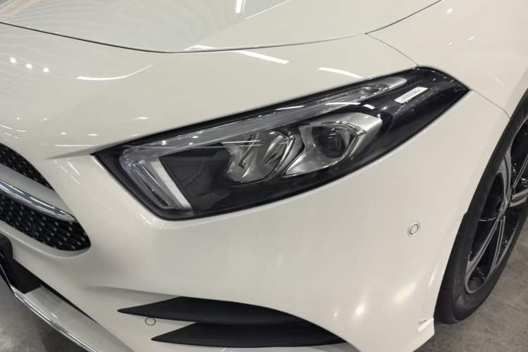 Used Mercedes-Benz A-Class 2022 Second Facelift A 200 L Sport Sedan Fashion Version Left Front Headlight