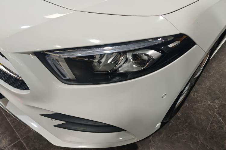 Used Mercedes-Benz A-Class 2022 Restyled A 200 L Sport Sedan Fashion Version Left Front Headlight