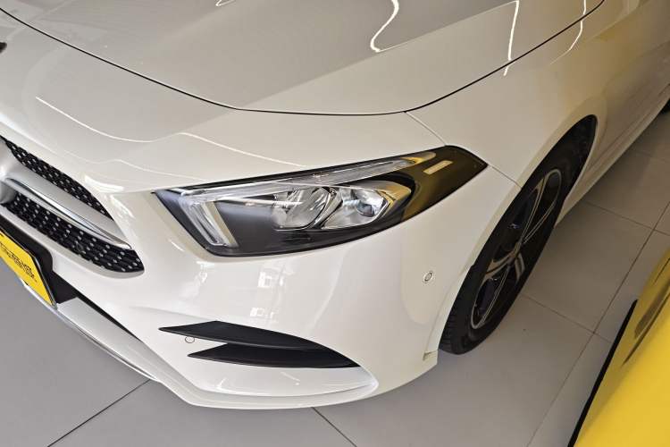 Used Mercedes-Benz A-Class 2022 Revised Version A 200 L Sport Sedan Fashionable Style Left Front Headlight