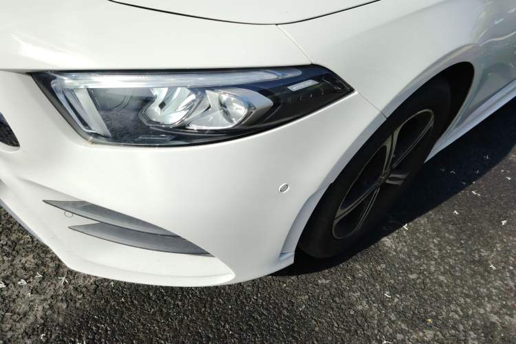 Used Mercedes-Benz A-Class 2022 Second Facelift A 200 L Sport Sedan Fashion Version Left Front Headlight