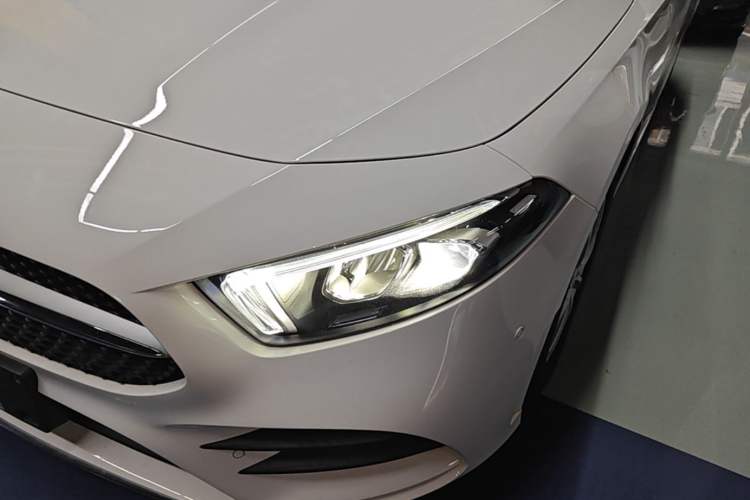 Used Mercedes-Benz A-Class 2022 Restyled A 200 L Sport Sedan Fashion Version Left Front Headlight