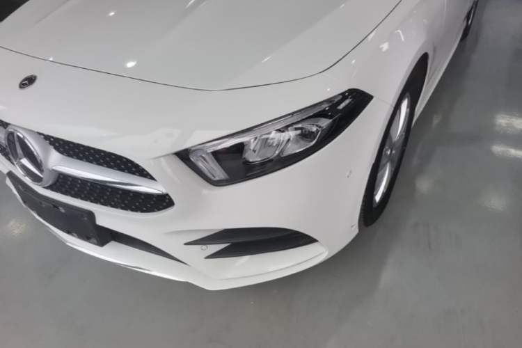 Used Mercedes-Benz A-Class 2022 A 200 L Sport Sedan Fashion Model Left Front Headlight