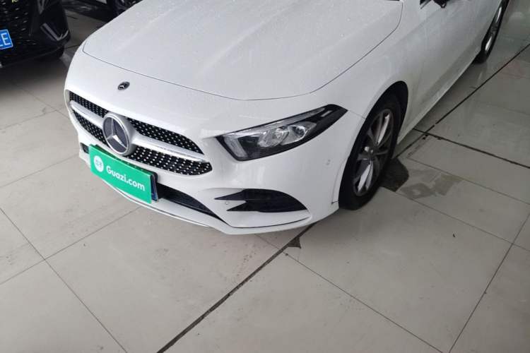 Used Mercedes-Benz A-Class 2022 Restyled A 200 L Sport Sedan Fashion Version Left Front Headlight