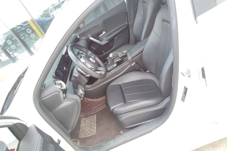 Used Mercedes-Benz A-Class 2022 Restyled A 200 L Sport Sedan Fashion Version Left Front Seat