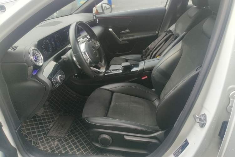 Used Mercedes-Benz A-Class 2022 Second Facelift A 200 L Sport Sedan Fashion Version Left Front Seat