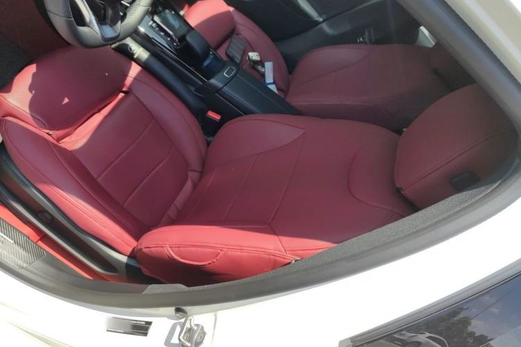 Used Mercedes-Benz A-Class 2022 Revised Version A 200 L Sport Sedan Fashionable Style Left Front Seat