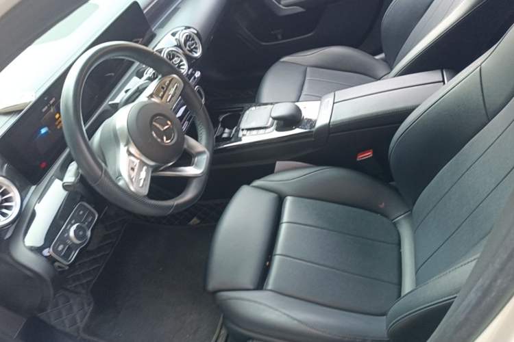 Used Mercedes-Benz A-Class 2022 Restyled A 200 L Sport Sedan Fashion Version Left Front Seat