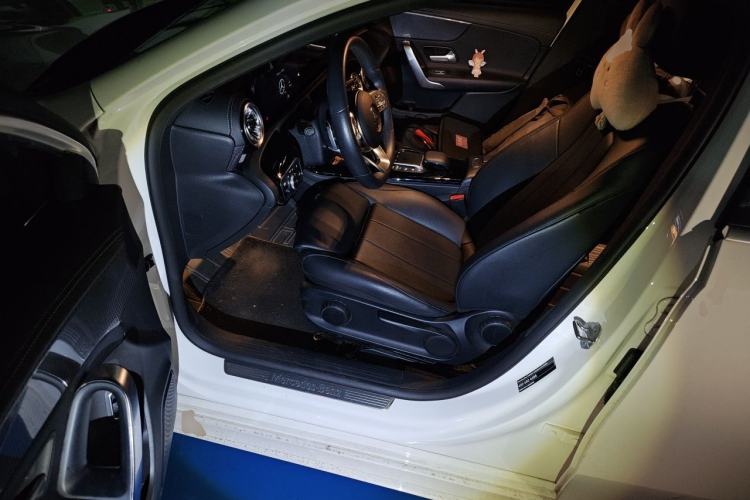 Used Mercedes-Benz A-Class 2022 Restyled A 200 L Sport Sedan Fashion Version Left Front Seat