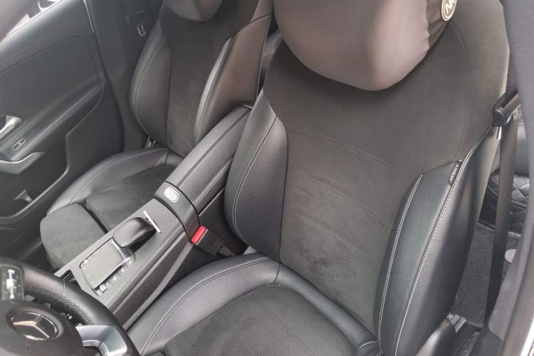 Used Mercedes-Benz A-Class 2022 A 200 L Sport Sedan Fashion Model Left Front Seat