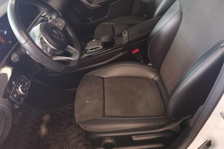 Used Mercedes-Benz A-Class 2022 Second Facelift A 200 L Sport Sedan Fashion Version Left Front Seat