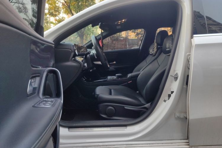 Used Mercedes-Benz A-Class 2022 Second Facelift A 200 L Sport Sedan Fashion Version Left Front Seat