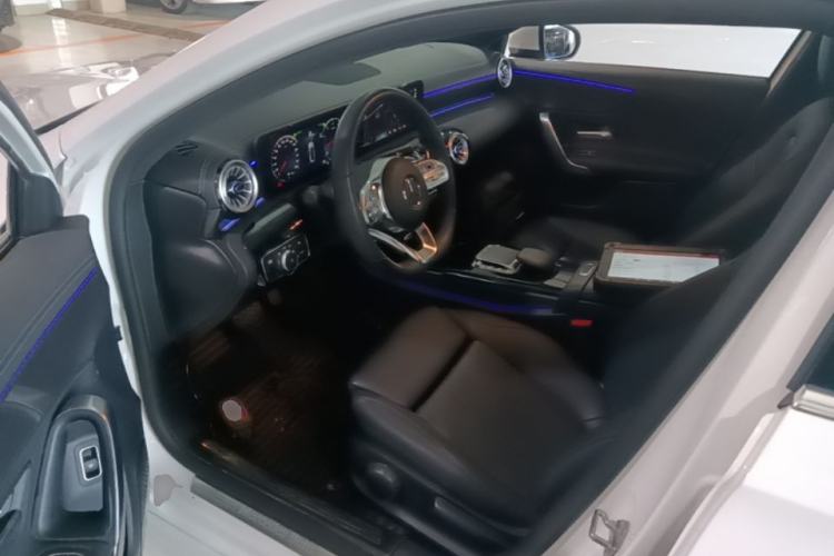 Used Mercedes-Benz A-Class 2022 Second Facelift A 200 L Sport Sedan Fashion Version Left Front Seat