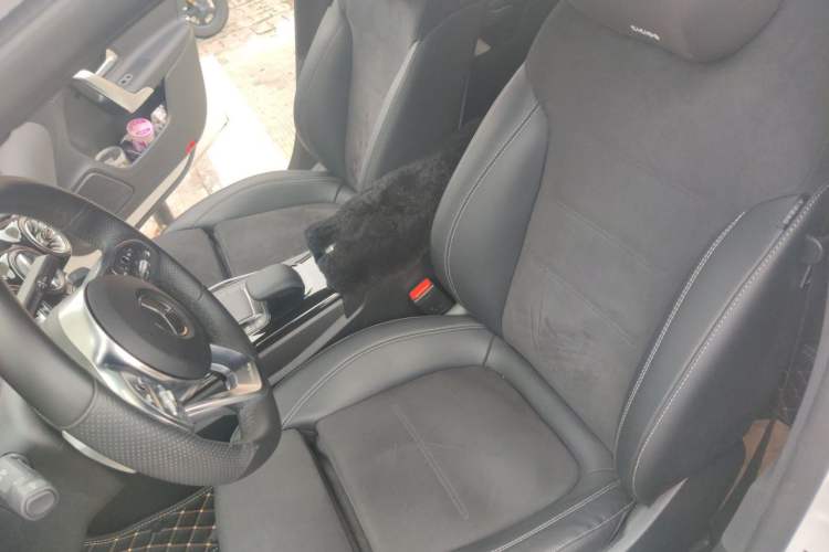 Used Mercedes-Benz A-Class 2022 Revised Version A 200 L Sport Sedan Fashionable Style Left Front Seat