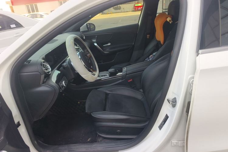 Used Mercedes-Benz A-Class 2022 Revised Version A 200 L Sport Sedan Fashionable Style Left Front Seat