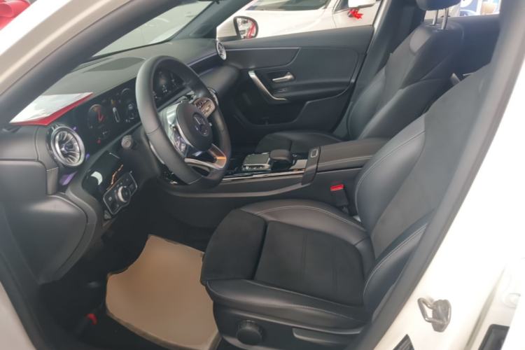 Used Mercedes-Benz A-Class 2022 Second Facelift A 200 L Sport Sedan Fashion Version Left Front Seat