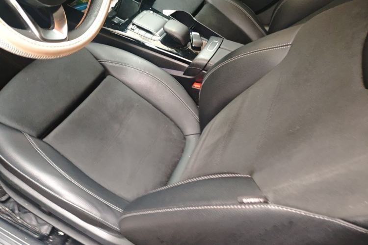 Used Mercedes-Benz A-Class 2022 Revised Version A 200 L Sport Sedan Fashionable Style Left Front Seat