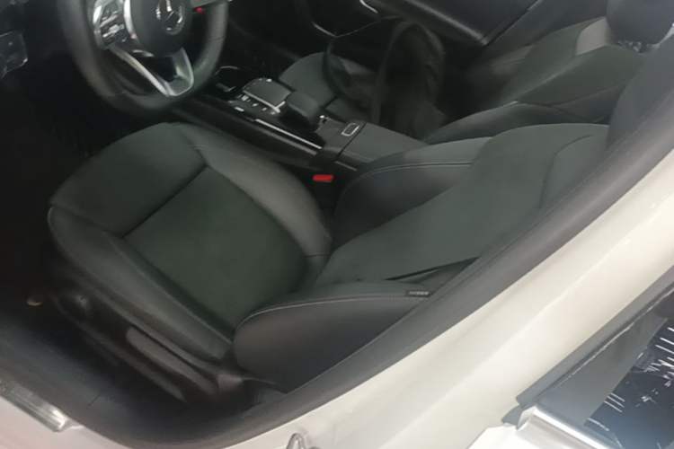 Used Mercedes-Benz A-Class 2022 Second Facelift A 200 L Sport Sedan Fashion Version Left Front Seat