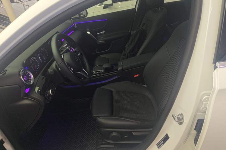 Used Mercedes-Benz A-Class 2022 Revised A 200 Fashion Version Left Front Seat