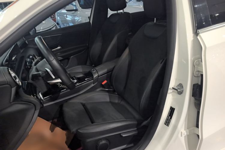 Used Mercedes-Benz A-Class 2022 Second Facelift A 200 L Sport Sedan Fashion Version Left Front Seat