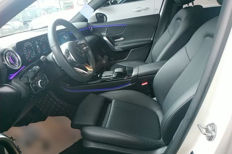 Used Mercedes-Benz A-Class 2022 Second Facelift A 200 L Sport Sedan Fashion Version Left Front Seat