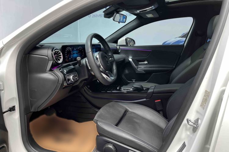 Used Mercedes-Benz A-Class 2022 Second Facelift A 200 L Sport Sedan Fashion Version Left Front Seat
