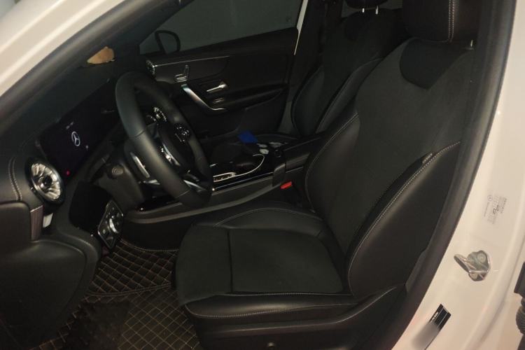 Used Mercedes-Benz A-Class 2022 Second Facelift A 200 L Sport Sedan Fashion Version Left Front Seat