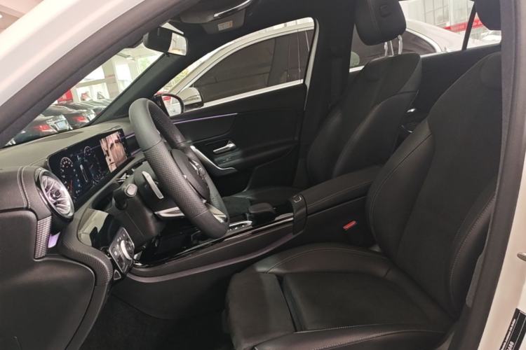 Used Mercedes-Benz A-Class 2022 Second Facelift A 200 L Sport Sedan Fashion Version Left Front Seat