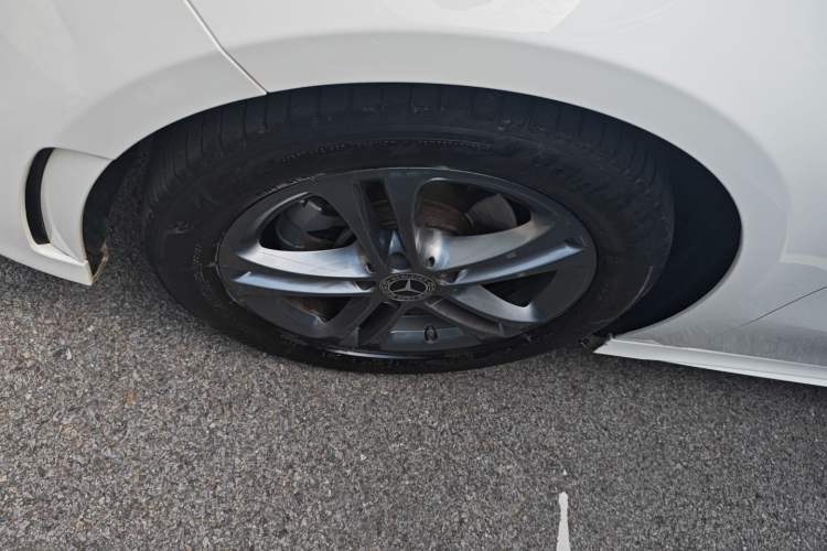 Used Mercedes-Benz A-Class 2022 Restyled A 180 L Sport Sedan Left Front Wheel Hub