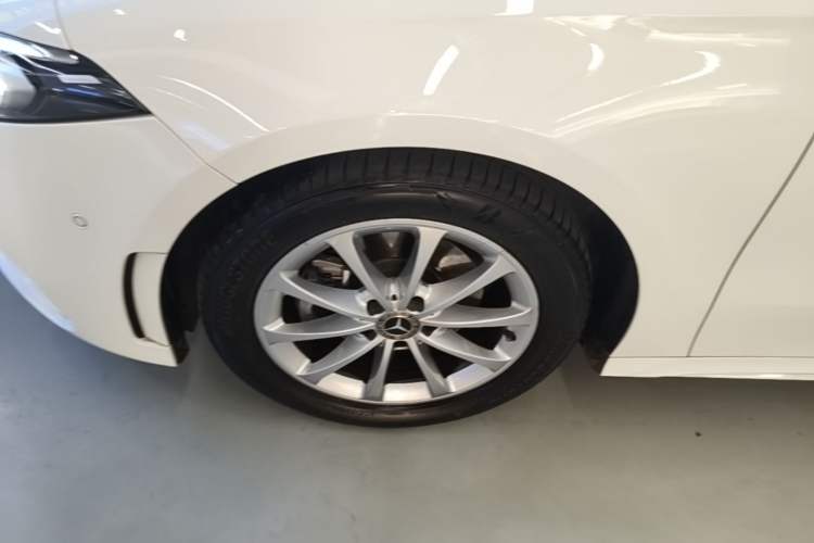 Used Mercedes-Benz A-Class 2022 A 200 L Sport Sedan Dynamic Model Left Front Wheel Hub