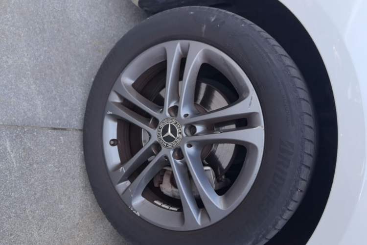 Used Mercedes-Benz A-Class 2022 A 180 L Sport Sedan Left Front Wheel Hub