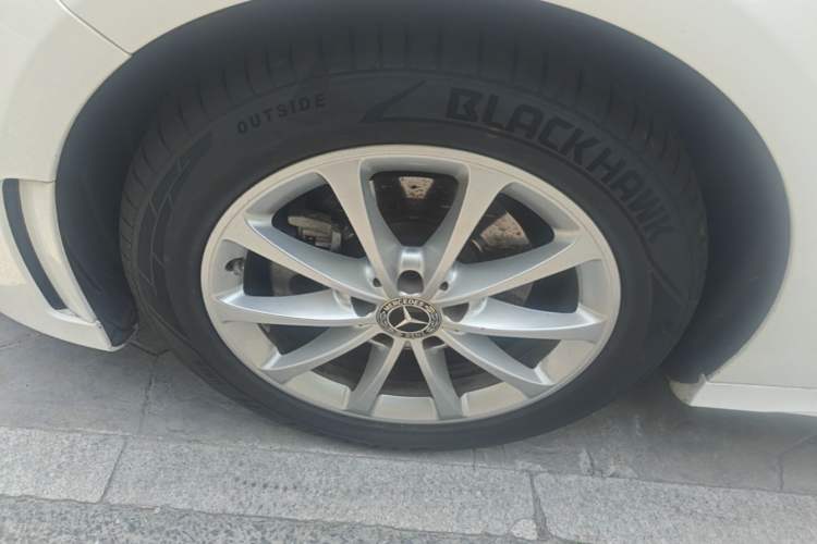 Used Mercedes-Benz A-Class 2022 A 200 L Sport Sedan Fashion Model Left Front Wheel Hub