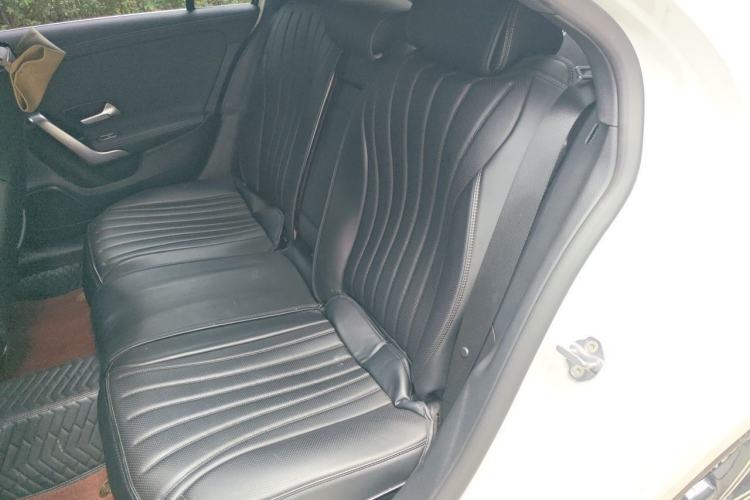 Used Mercedes-Benz A-Class 2022 Revised Version A 200 L Sport Sedan Fashionable Style Left Rear Seat