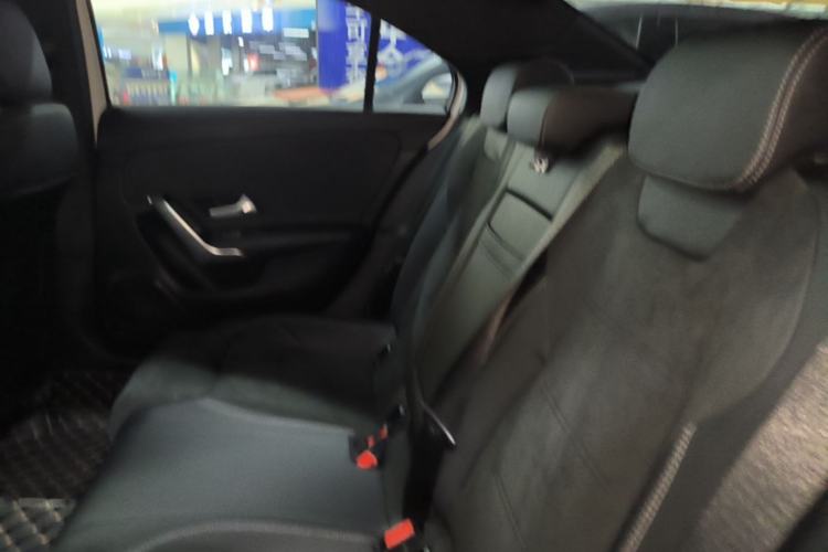 Used Mercedes-Benz A-Class 2022 Revised Version A 200 L Sport Sedan Fashionable Style Left Rear Seat