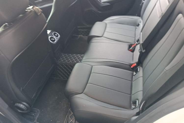 Used Mercedes-Benz A-Class 2022 Restyled A 200 L Sport Sedan Fashion Version Left Rear Seat