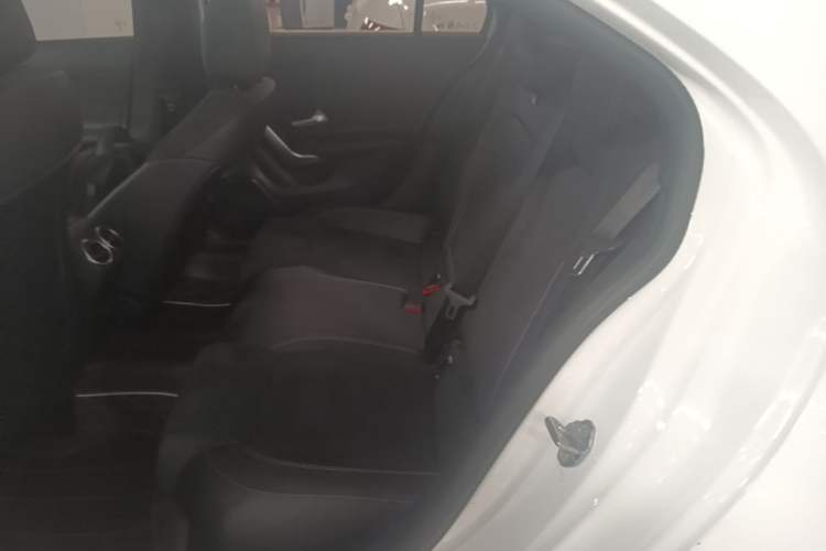 Used Mercedes-Benz A-Class 2022 Revised Version A 200 L Sport Sedan Fashionable Style Left Rear Seat
