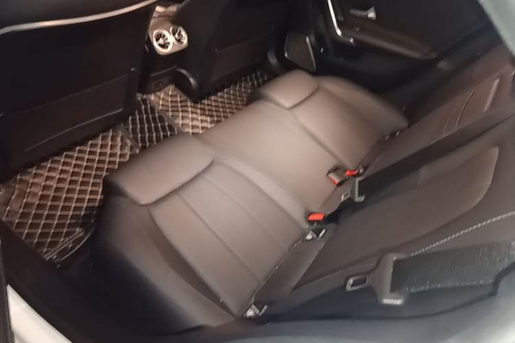 Used Mercedes-Benz A-Class 2022 Restyled A 200 L Sport Sedan Fashion Version Left Rear Seat