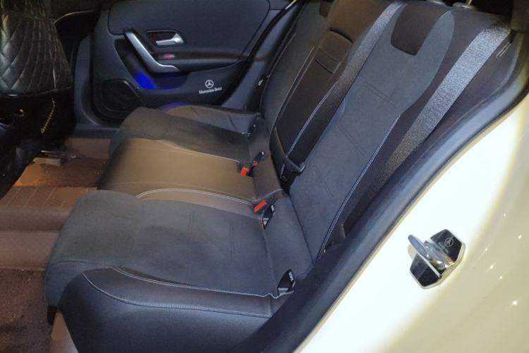 Used Mercedes-Benz A-Class 2022 Revised Version A 200 L Sport Sedan Fashionable Style Left Rear Seat