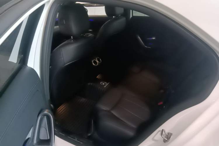 Used Mercedes-Benz A-Class 2022 Second Facelift A 200 L Sport Sedan Fashion Version Left Rear Seat