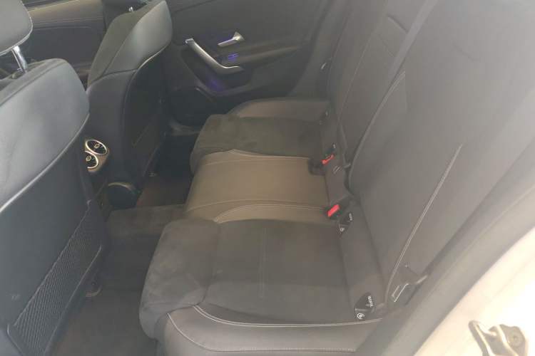 Used Mercedes-Benz A-Class 2022 Revised Version A 200 L Sport Sedan Fashionable Style Left Rear Seat