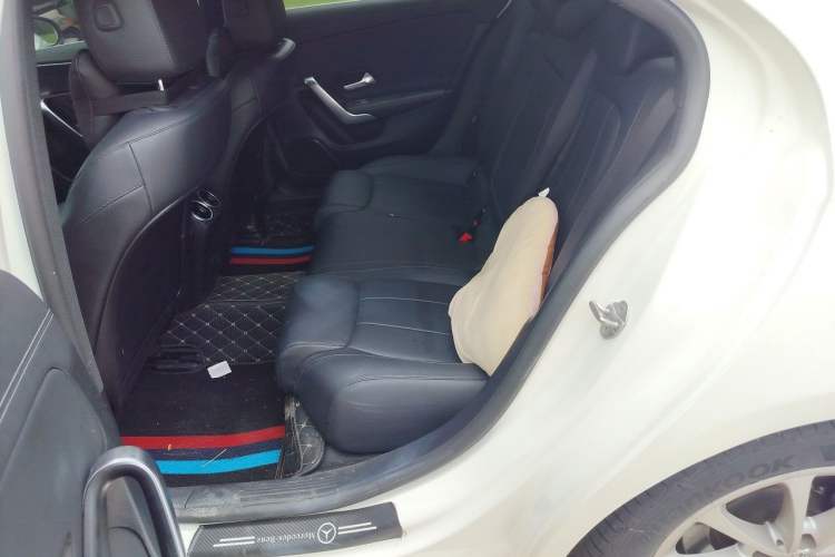 Used Mercedes-Benz A-Class 2022 Restyled A 200 L Sport Sedan Fashion Version Left Rear Seat