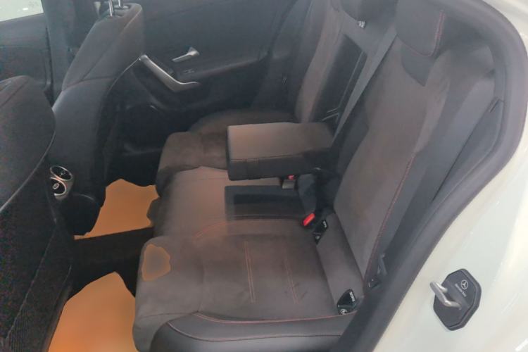 Used Mercedes-Benz A-Class 2022 Revised Version A 200 L Sport Sedan Fashionable Style Left Rear Seat