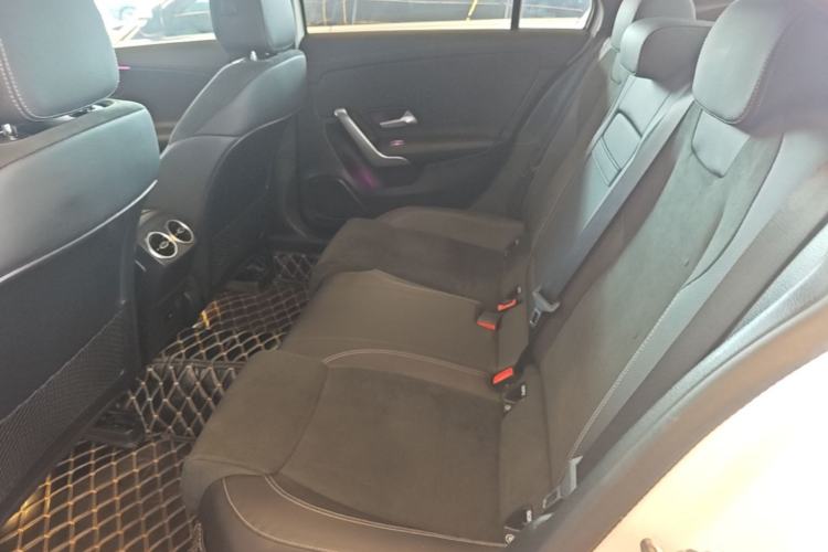 Used Mercedes-Benz A-Class 2022 Revised Version A 200 L Sport Sedan Fashionable Style Left Rear Seat