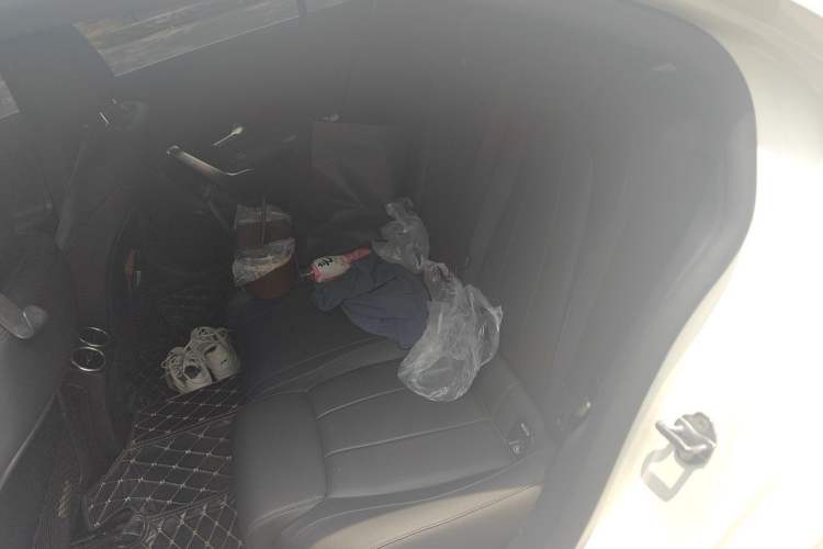 Used Mercedes-Benz A-Class 2022 Restyled A 200 L Sport Sedan Fashion Version Left Rear Seat