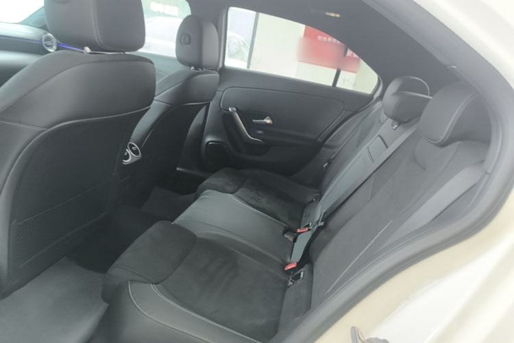 Used Mercedes-Benz A-Class 2022 Revised Version A 200 L Sport Sedan Fashionable Style Left Rear Seat