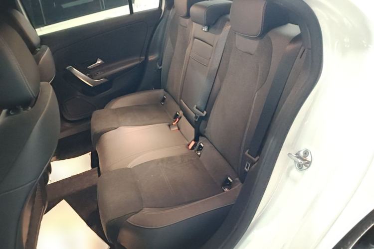 Used Mercedes-Benz A-Class 2022 Revised Version A 200 L Sport Sedan Fashionable Style Left Rear Seat
