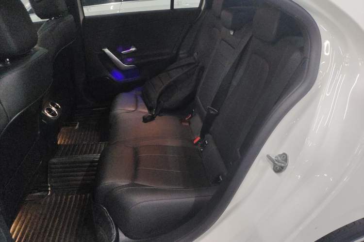 Used Mercedes-Benz A-Class 2022 Restyled A 200 L Sport Sedan Fashion Version Left Rear Seat